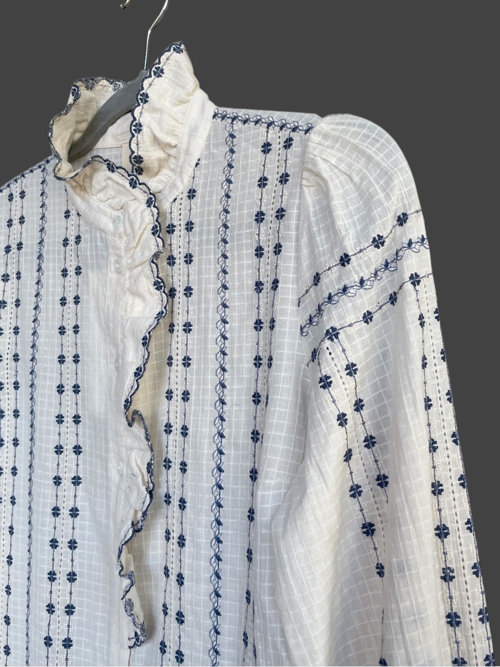 SEZANE NWT White Blue Cream Floral Embroidered Ruffle Button Down Chlo Shirt Top - Picture 6 of 17
